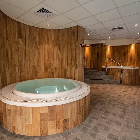 Tome, Superbe Avec Terrasse Vue Montagne La Plagne